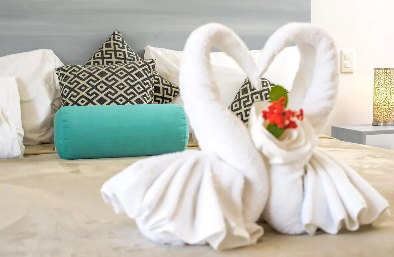 Kuyaan Coral Suites By Holiday In Playa Playa del Carmen